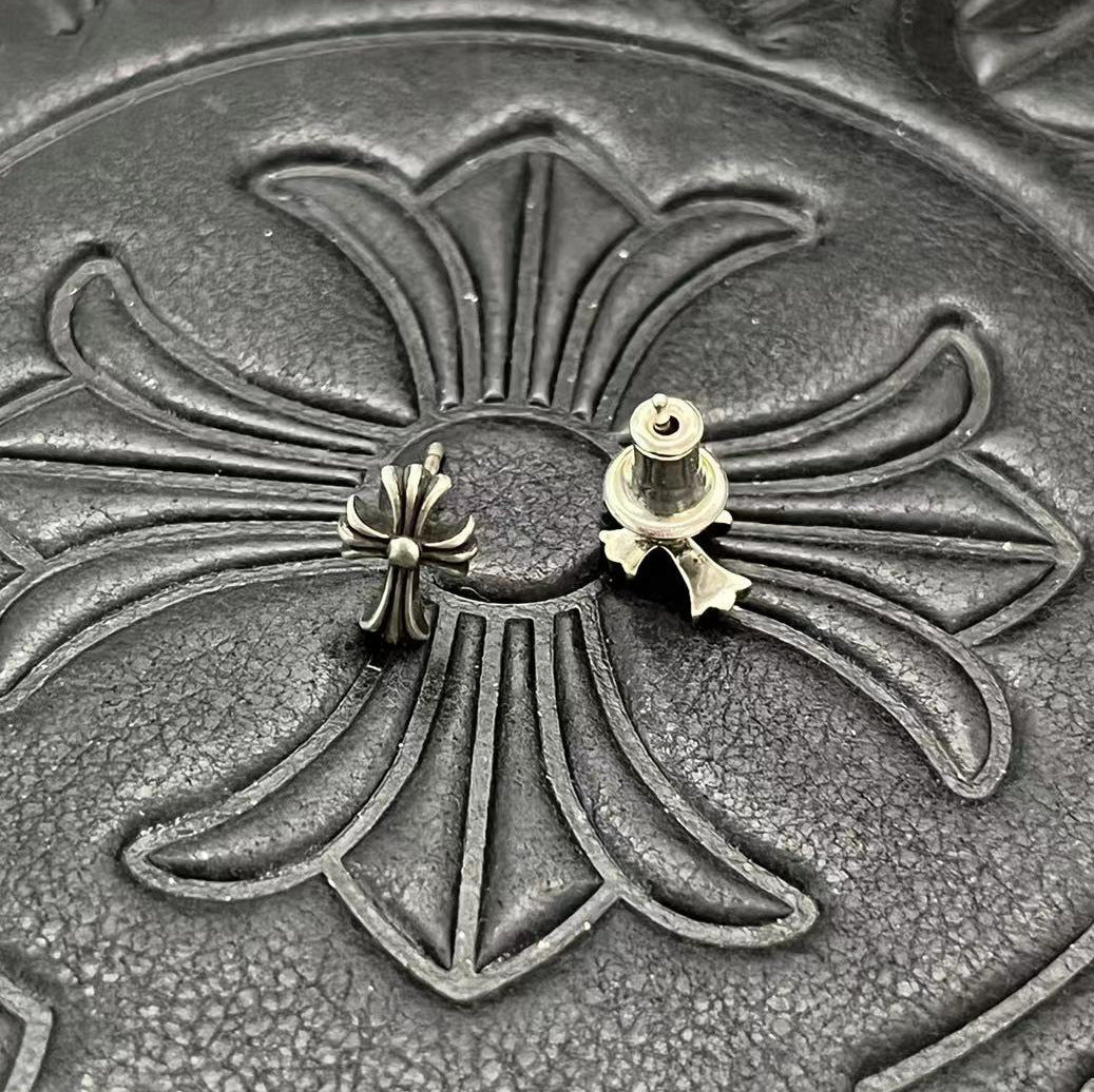 Chrome Heart Earring